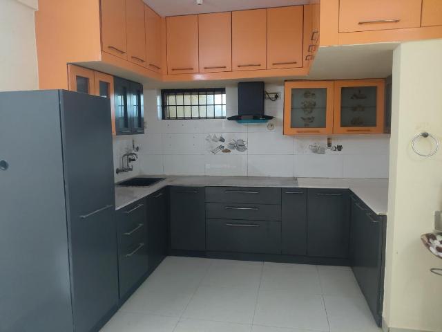 2 BHK Apartment in Ejipura for rent Bengaluru. The reference number is 18118764