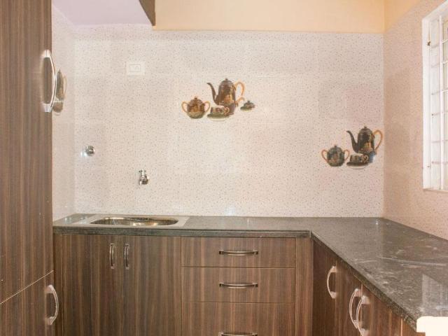 2 BHK Apartment in Ejipura for rent Bengaluru. The reference number is 21148965