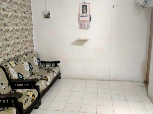 2 BHK Apartment in Ellisbridge for rent Ahmedabad. The reference number is 20594856