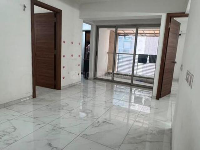 2 BHK Apartment in Ellisbridge for rent Ahmedabad. The reference number is 20828599