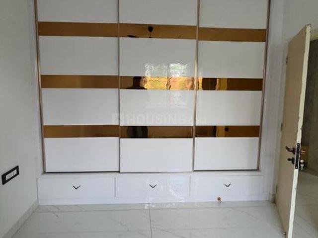 2 BHK Apartment in Erragadda for resale Hyderabad. The reference number is 21024800