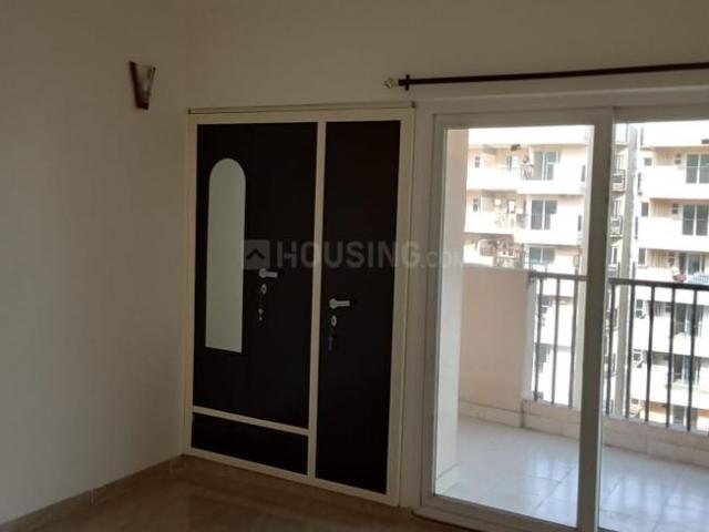 2 BHK Apartment in Eta II for resale Greater Noida. The reference number is 20618036