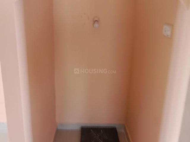 2 BHK Apartment in Fort Area for rent Vizianagaram. The reference number is 20631768