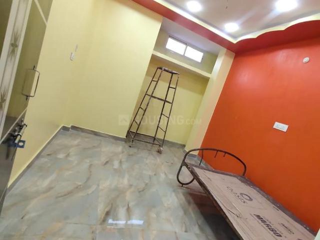 2 BHK Apartment in Falaknuma for rent Hyderabad. The reference number is 10317177