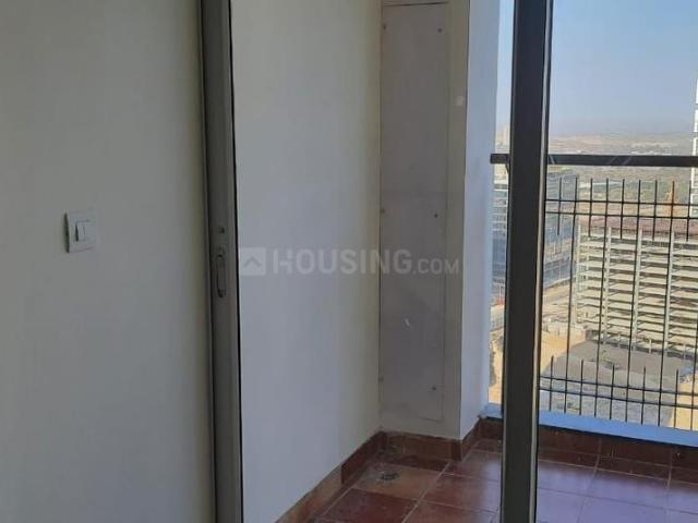 2 BHK Apartment in Financial District for rent Hyderabad. The reference number is 21115576