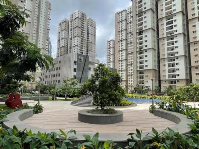 2 BHK Apartment in Financial District for resale Hyderabad. The reference number is 19806955