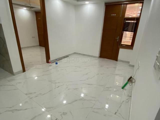 2 BHK Apartment in Freedom Fighters Enclave for rent New Delhi. The reference number is 21103892