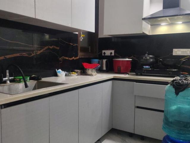 2 BHK Apartment in Freedom Fighters Enclave for resale New Delhi. The reference number is 19507107