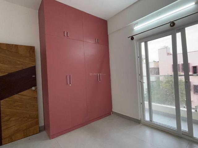 2 BHK Apartment in K R Puram for rent Bengaluru. The reference number is 21135999