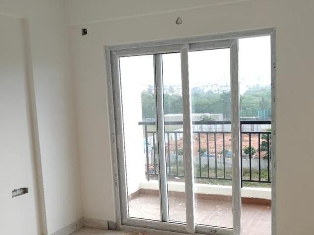 2 BHK Apartment in K R Puram for resale Bengaluru. The reference number is 19642111