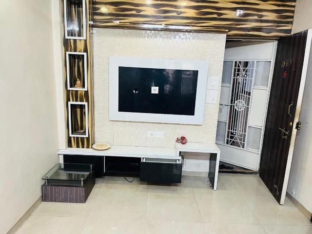 2 BHK Apartment in Kothrud for rent Pune. The reference number is 18201808