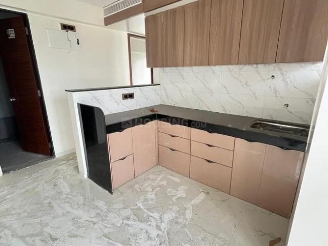 2 BHK Apartment in Kothrud for rent Pune. The reference number is 18531990