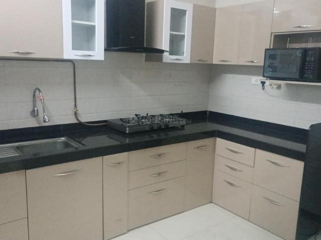 2 BHK Apartment in Kothrud for rent Pune. The reference number is 18728174