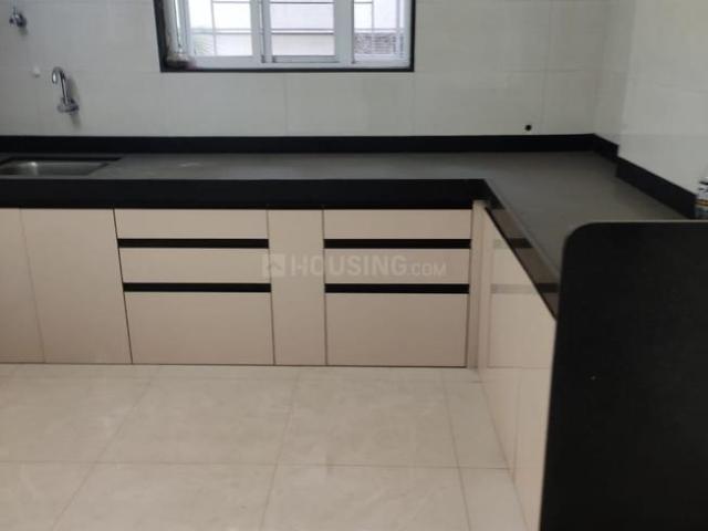 2 BHK Apartment in Kothrud for rent Pune. The reference number is 19068101