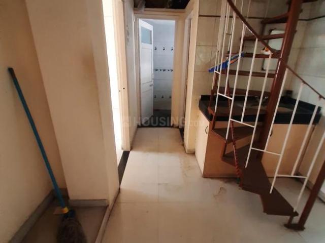 2 BHK Apartment in Kothrud for rent Pune. The reference number is 19669123
