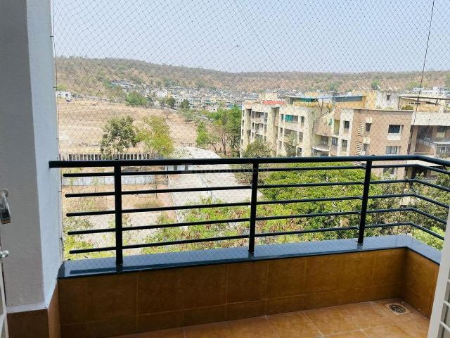 2 BHK Apartment in Kothrud for rent Pune. The reference number is 20184940
