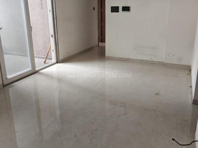 2 BHK Apartment in Kothrud for rent Pune. The reference number is 20985019