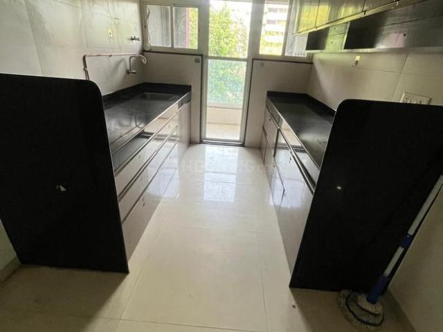 2 BHK Apartment in Kothrud for rent Pune. The reference number is 21024979
