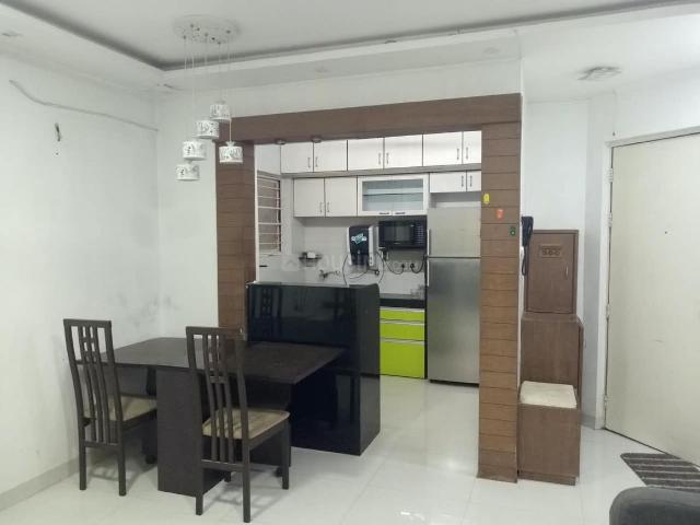 2 BHK Apartment in Kothrud for rent Pune. The reference number is 21020594