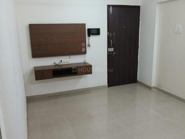2 BHK Apartment in Kothrud for rent Pune. The reference number is 21056102