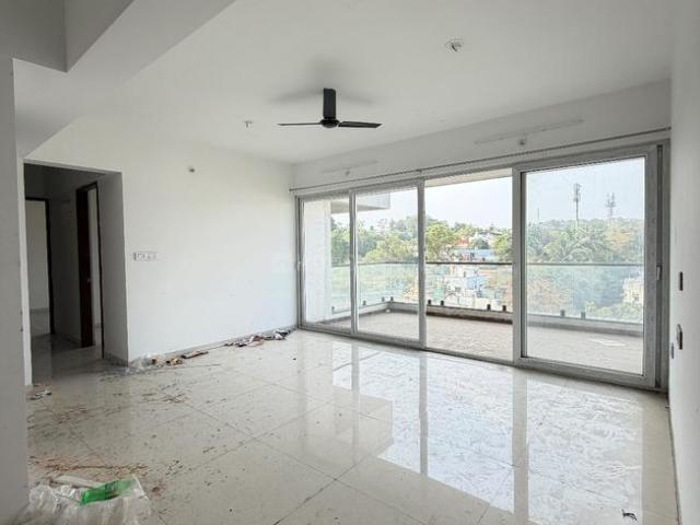 2 BHK Apartment in Kothrud for rent Pune. The reference number is 21346053