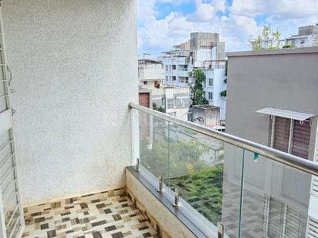 2 BHK Apartment in Kothrud for resale Pune. The reference number is 21244449