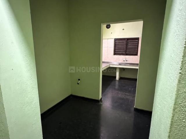 2 BHK Apartment in Koundampalayam for rent Coimbatore. The reference number is 21387667