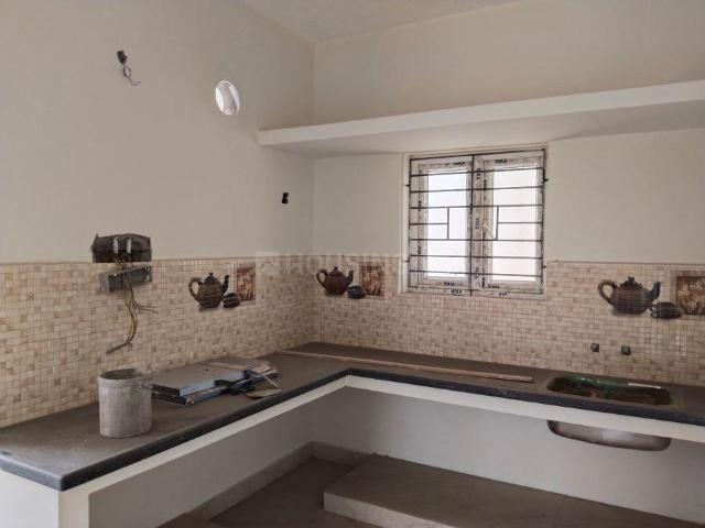 2 BHK Apartment in Koyambedu for resale Chennai. The reference number is 20118055