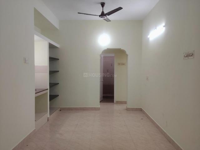 2 BHK Apartment in Kodambakkam for rent Chennai. The reference number is 21223101