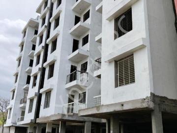 2 BHK Apartment in Kolar Road for resale Bhopal. The reference number is 20374503