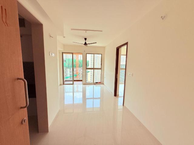2 BHK Apartment in Kolshet for rent Thane. The reference number is 20381481