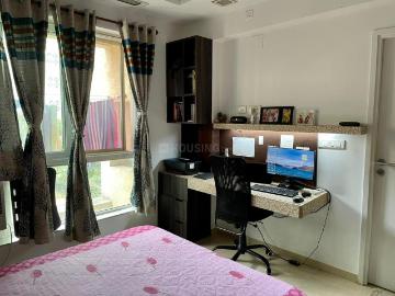 2 BHK Apartment in Kolshet for rent Thane. The reference number is 20543927