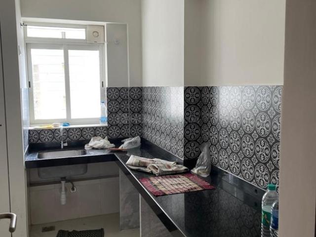 2 BHK Apartment in Kolshet for rent Thane. The reference number is 21045888