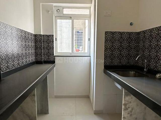 2 BHK Apartment in Kolshet for resale Thane. The reference number is 18880327