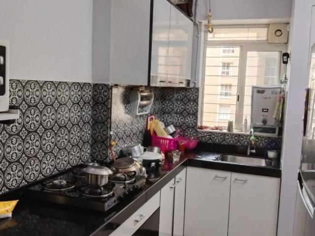 2 BHK Apartment in Kolshet for resale Thane. The reference number is 21067439