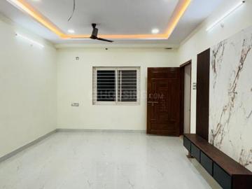 2 BHK Apartment in Kondapur for rent Hyderabad. The reference number is 19882766
