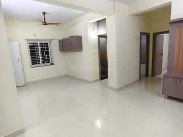 2 BHK Apartment in Kondapur for rent Hyderabad. The reference number is 20450195