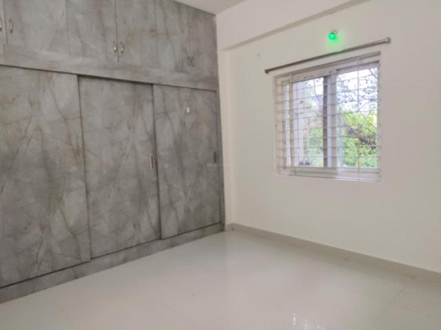2 BHK Apartment in Kondapur for rent Hyderabad. The reference number is 20566481