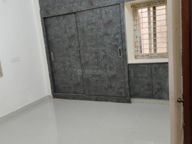 2 BHK Apartment in Kondapur for rent Hyderabad. The reference number is 20579249