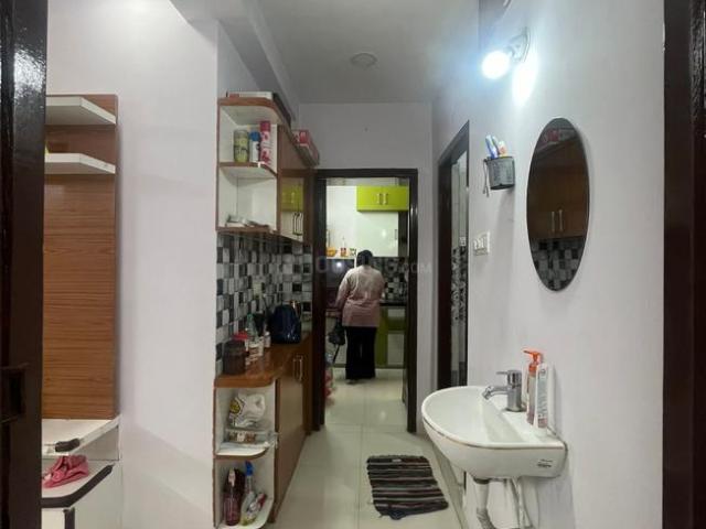 2 BHK Apartment in Kondapur for rent Hyderabad. The reference number is 20572676