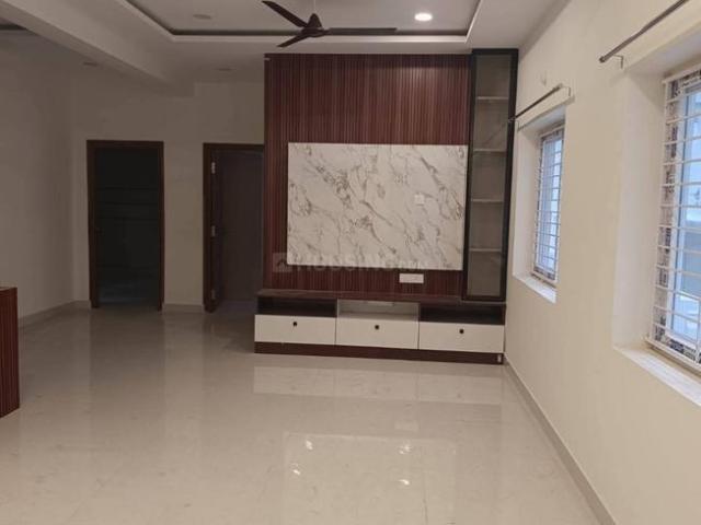2 BHK Apartment in Kondapur for rent Hyderabad. The reference number is 20623996
