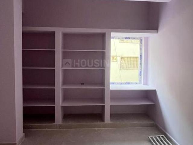 2 BHK Apartment in Kondapur for rent Hyderabad. The reference number is 20631711