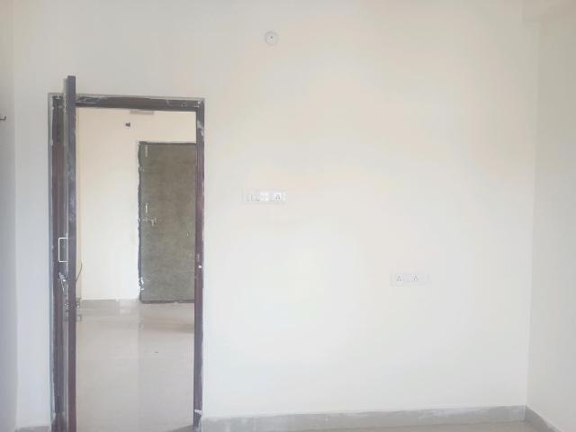 2 BHK Apartment in Kondapur for rent Hyderabad. The reference number is 20777143