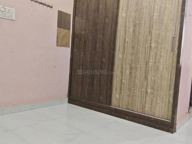 2 BHK Apartment in Kondapur for rent Hyderabad. The reference number is 20815433
