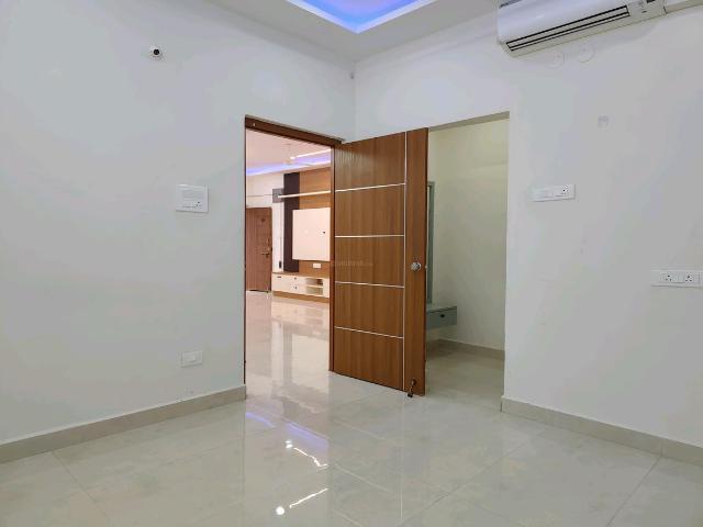 2 BHK Apartment in Kondapur for rent Hyderabad. The reference number is 20865295