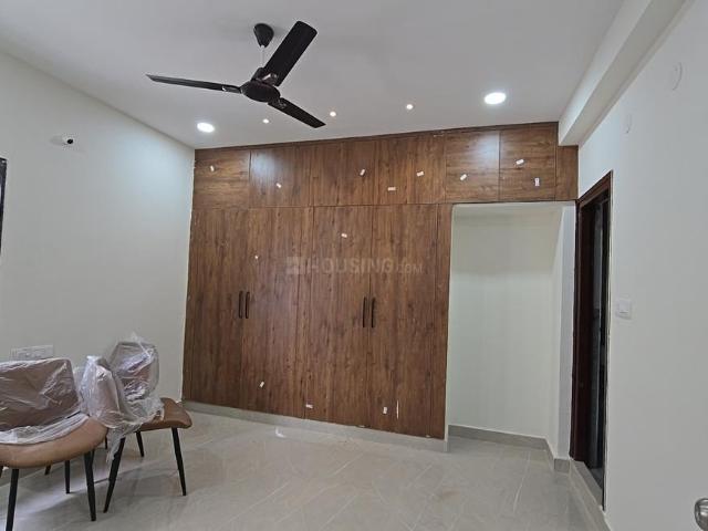 2 BHK Apartment in Kondapur for rent Hyderabad. The reference number is 20868101
