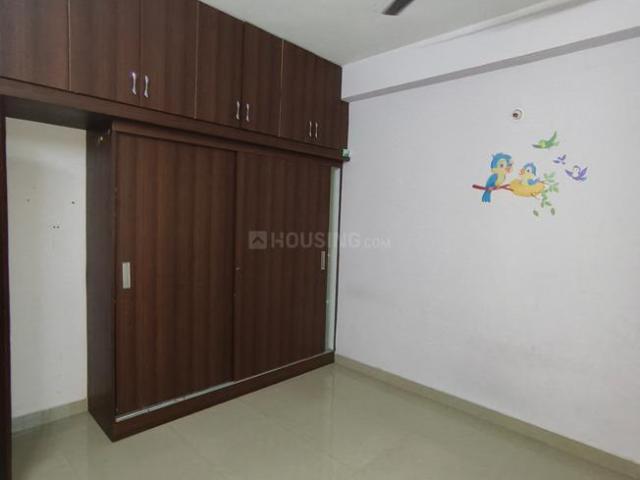 2 BHK Apartment in Kondapur for rent Hyderabad. The reference number is 20967812