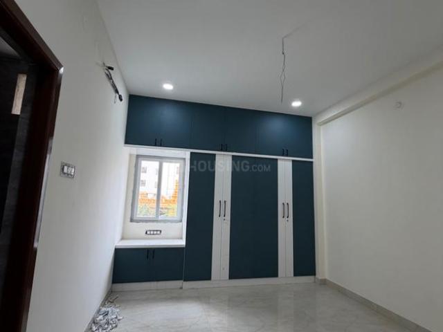 2 BHK Apartment in Kondapur for rent Hyderabad. The reference number is 20960174