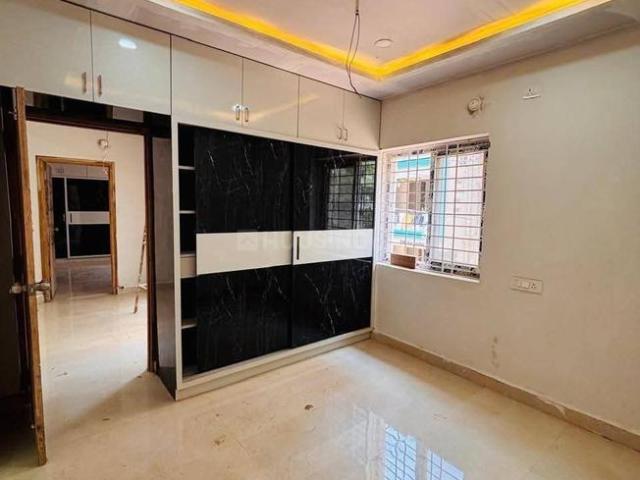 2 BHK Apartment in Kondapur for rent Hyderabad. The reference number is 20976074