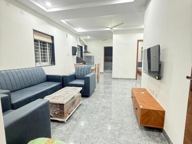 2 BHK Apartment in Kondapur for rent Hyderabad. The reference number is 20973300